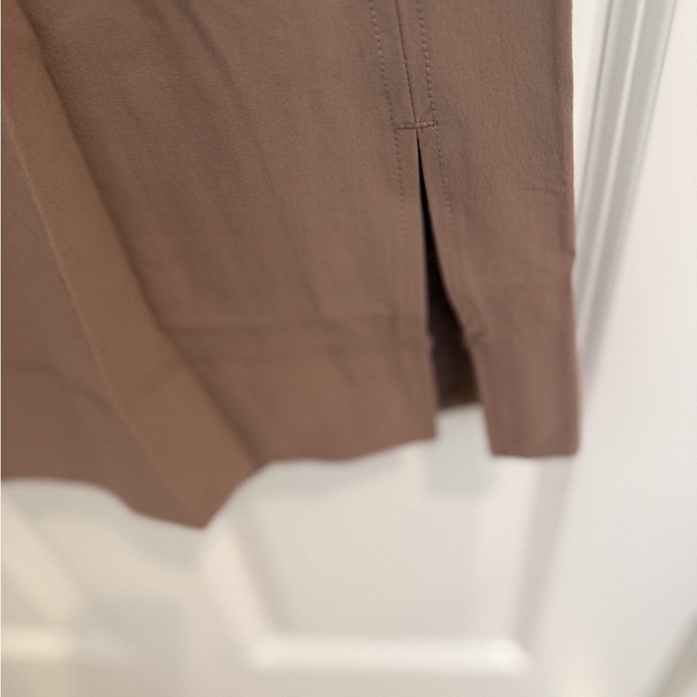 Lululemon Wide Leg Pull-On Pants in Taupe, XS NWT - Picture 3 of 4